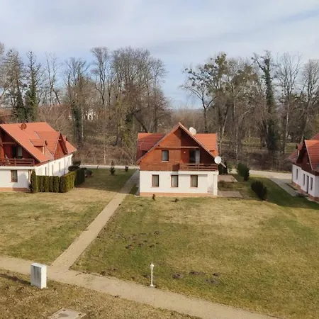 Club Erdei Villapark Zalacsány